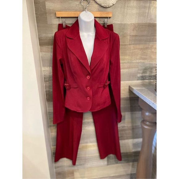 A-List Pants - A-List by wrapper 5/6 70s style burgundy polyester pants suit